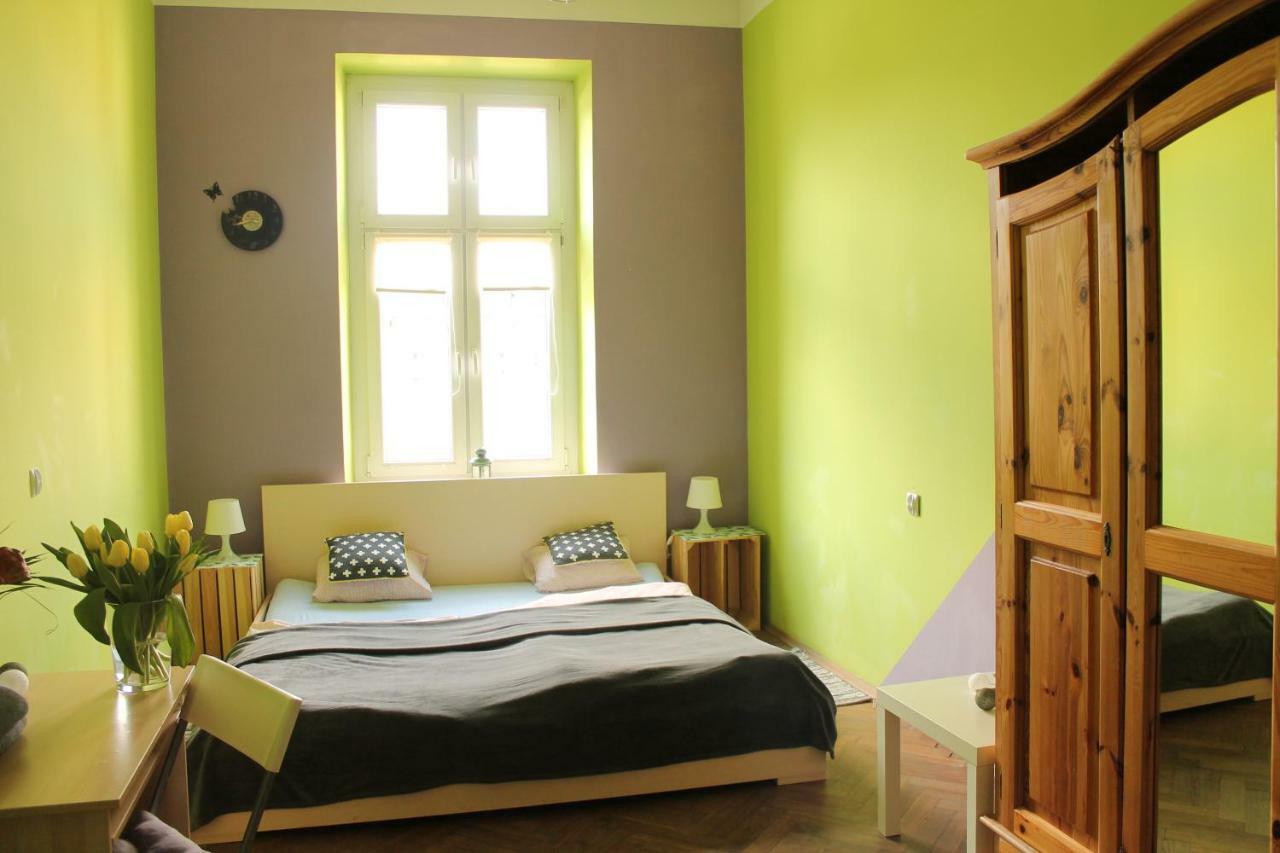 Hostel Centrum Sabot Krasków Εξωτερικό φωτογραφία