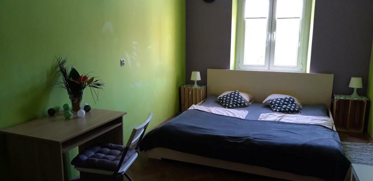 Hostel Centrum Sabot Krasków Εξωτερικό φωτογραφία