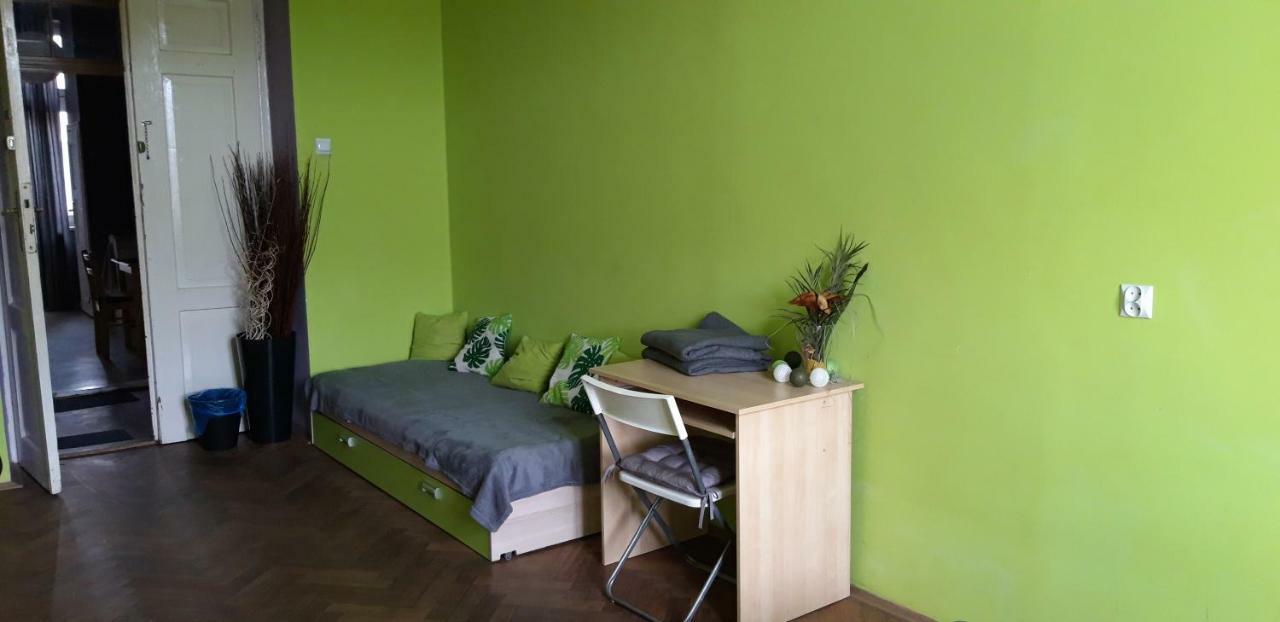 Hostel Centrum Sabot Krasków Εξωτερικό φωτογραφία